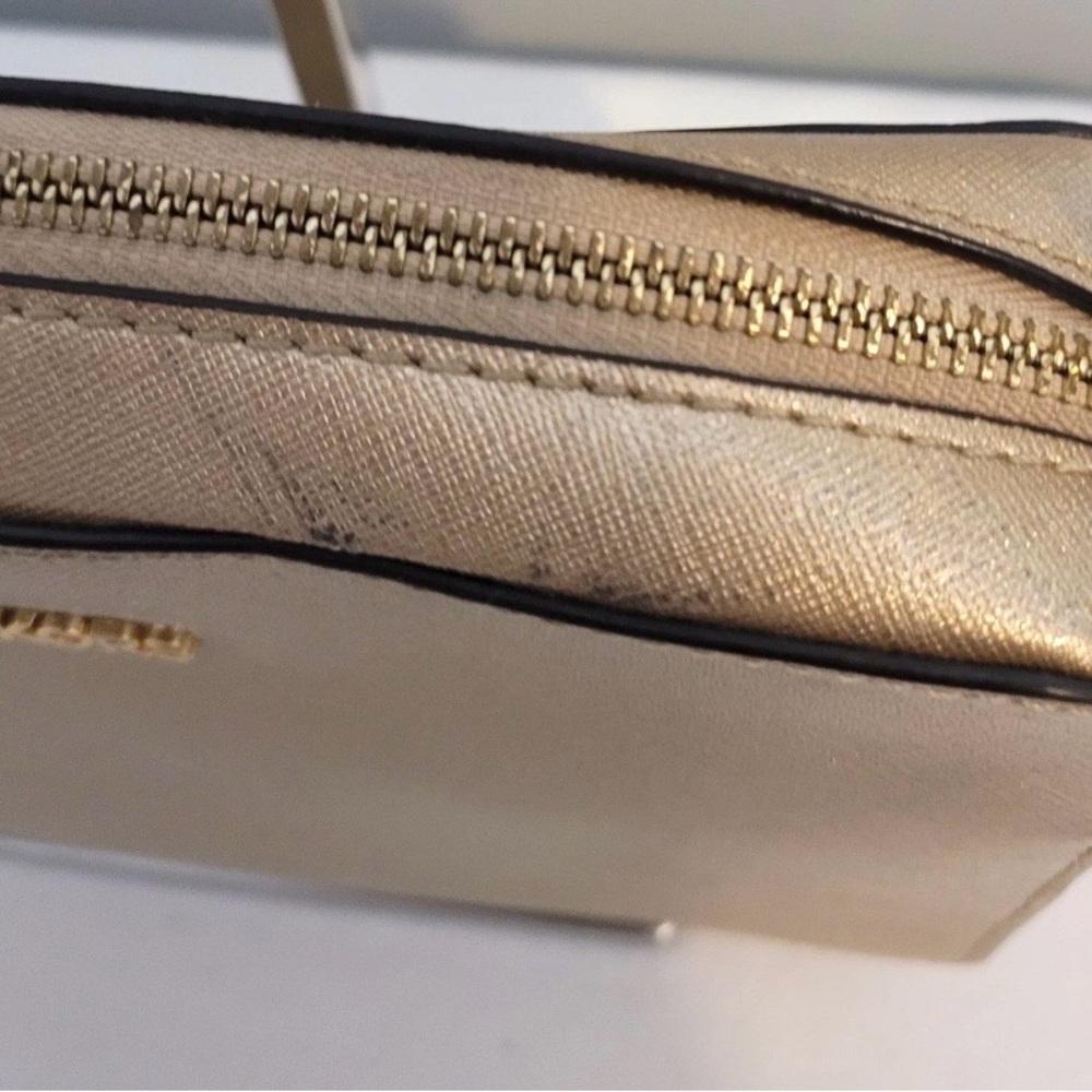 Michael Kors Jet Set Travel Metallic Gold Leather Crossbody Bag - Picture 15 of 16